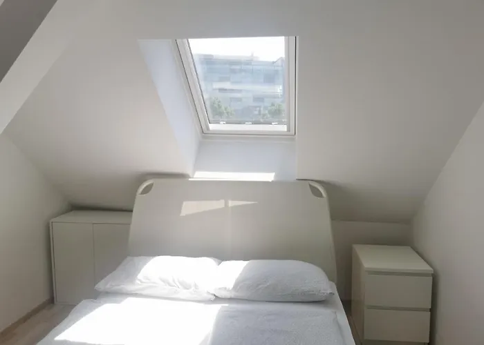 Ambrozic Konukevi Ljubljana