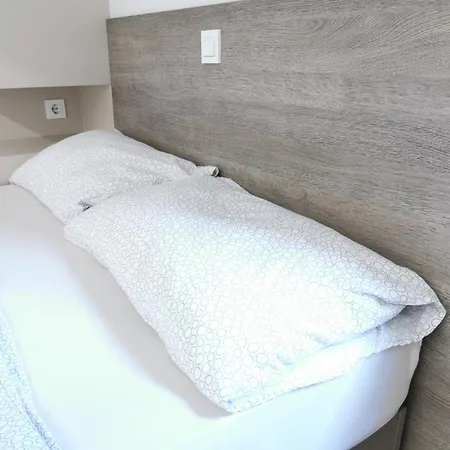 Guest house Ambrozic